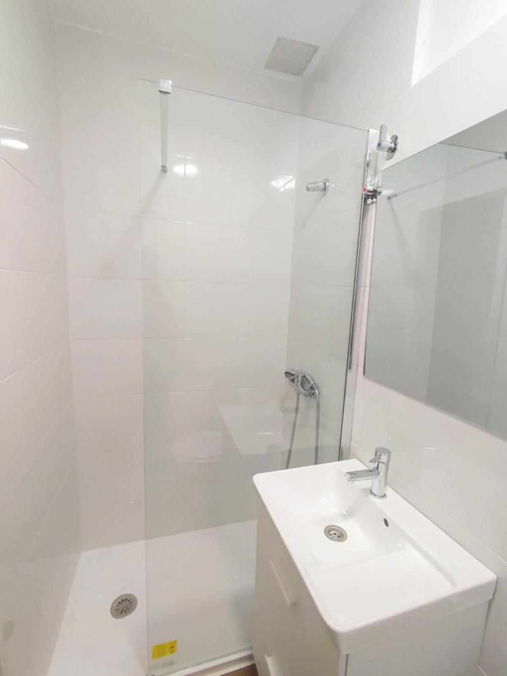 Hostal Airinos De Vigo Esterno foto