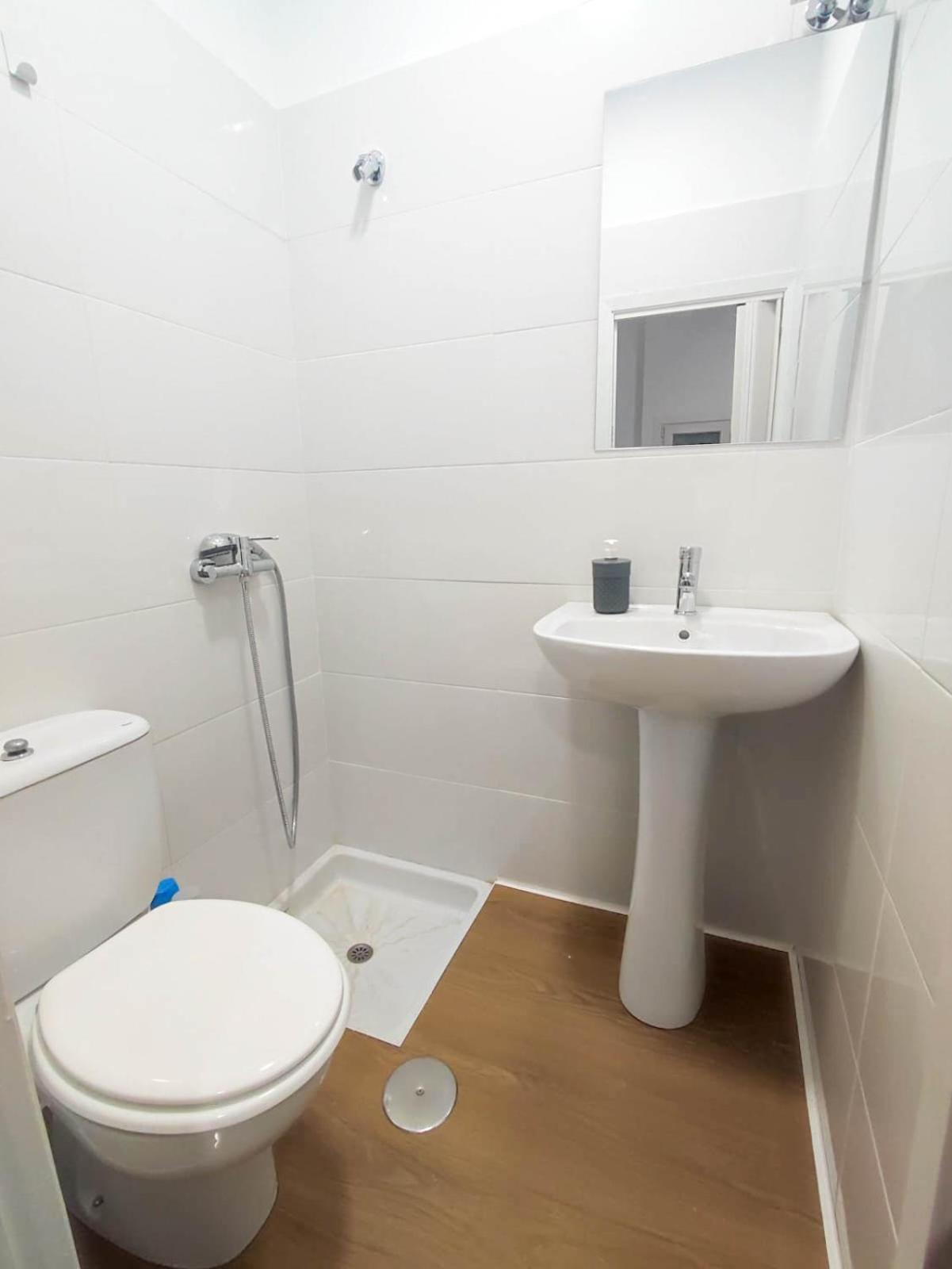 Hostal Airinos De Vigo Esterno foto