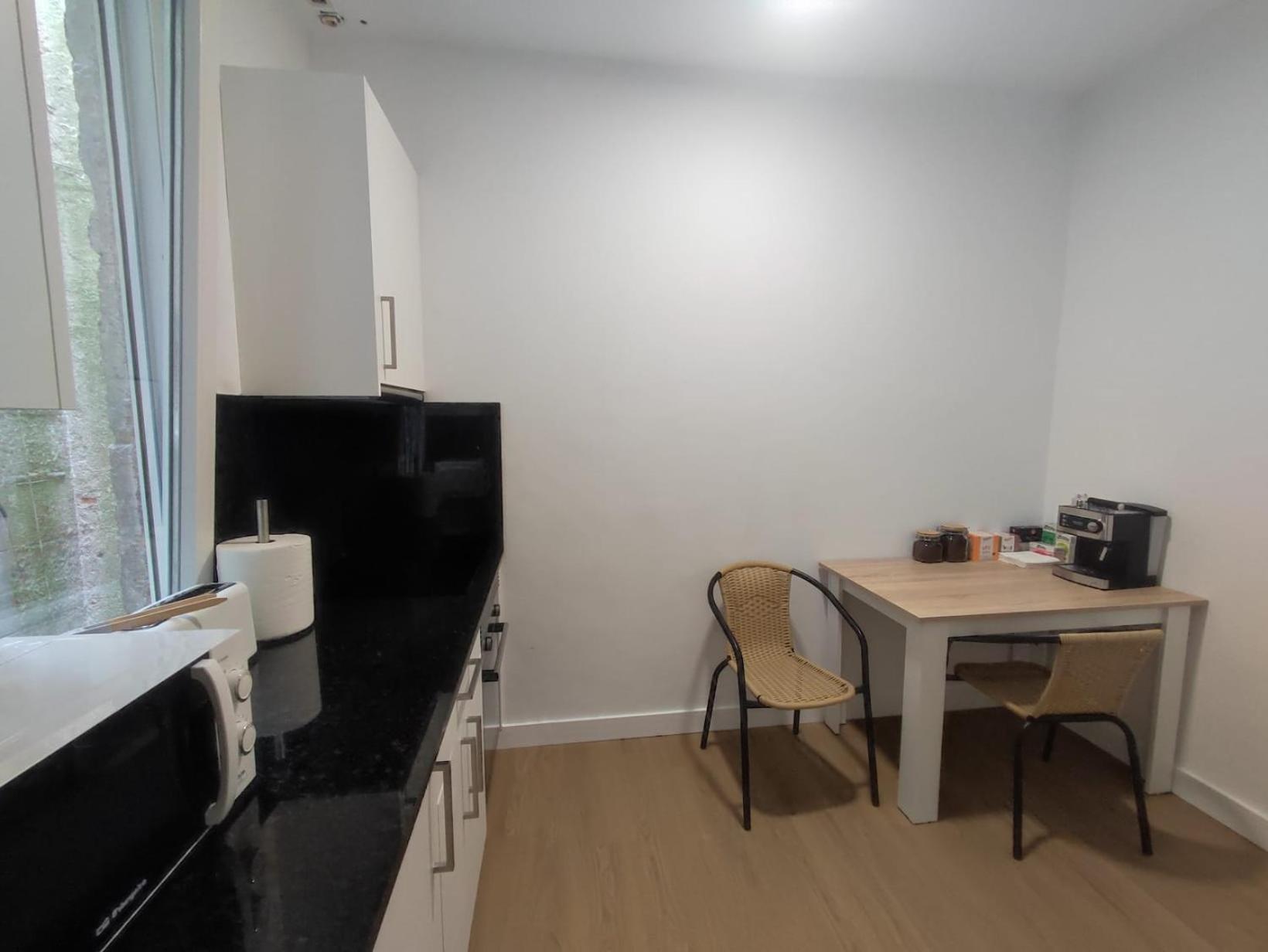 Hostal Airinos De Vigo Esterno foto
