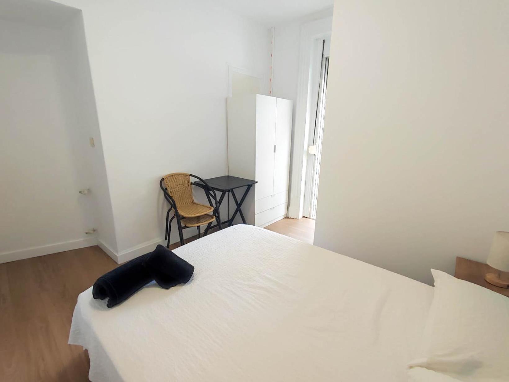 Hostal Airinos De Vigo Esterno foto