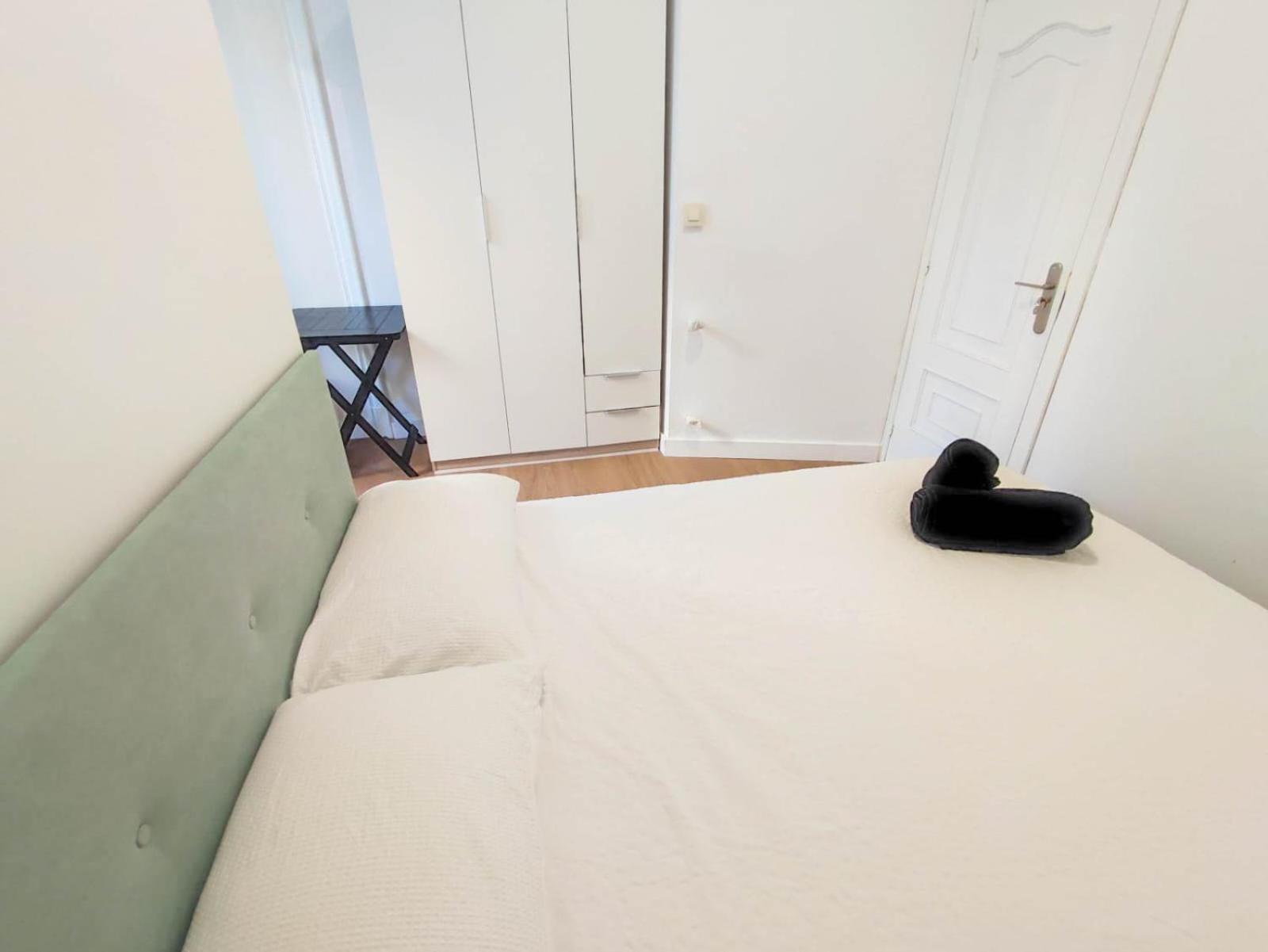 Hostal Airinos De Vigo Esterno foto