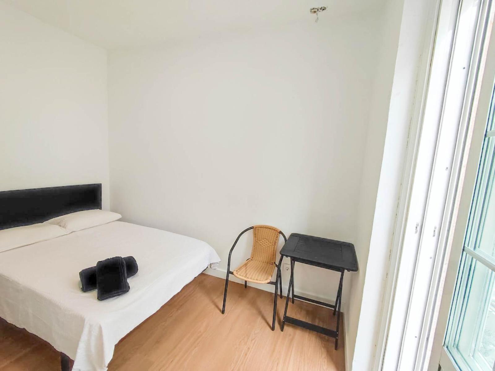 Hostal Airinos De Vigo Esterno foto